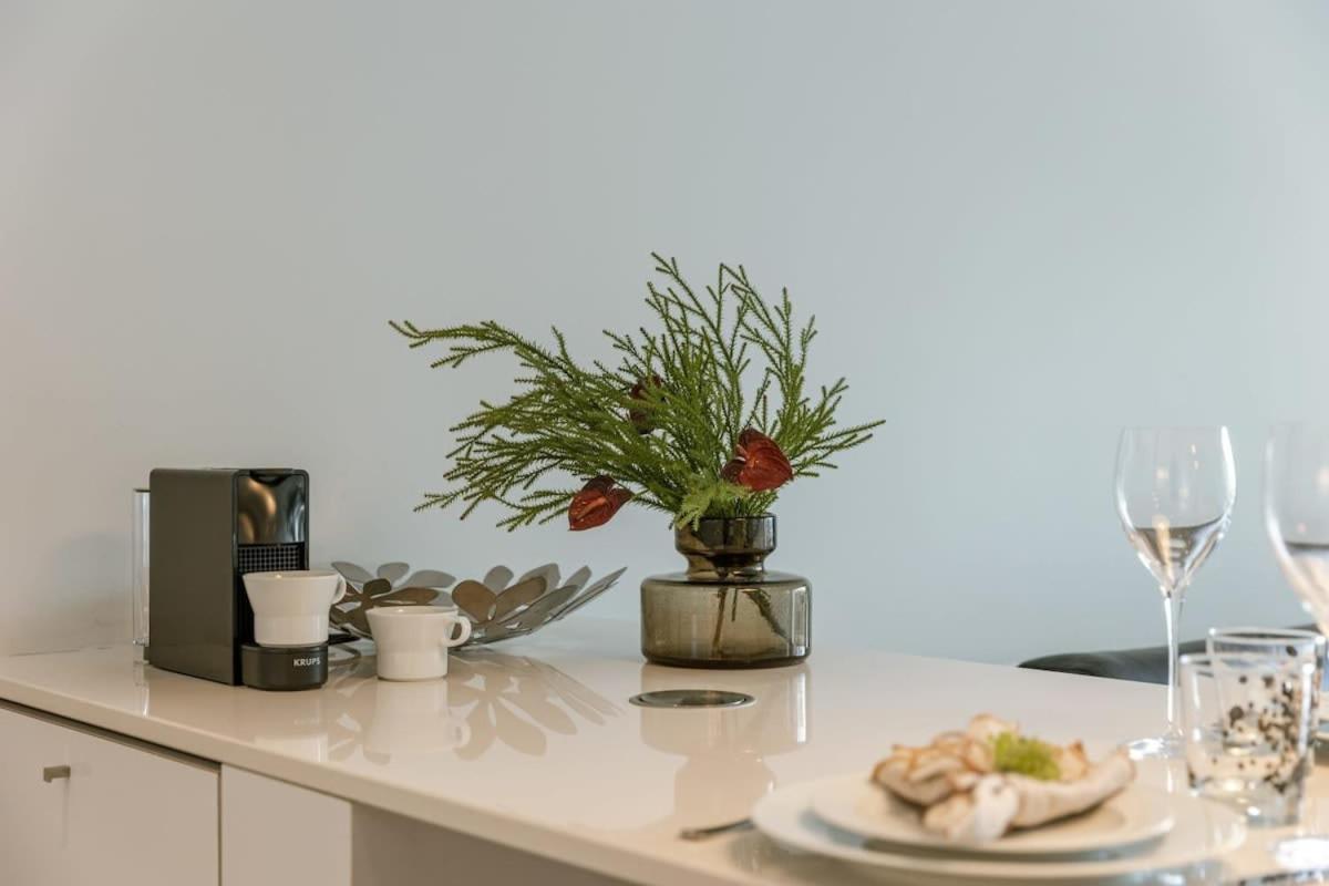 Modern Apartment In Centre Of Knokke Экстерьер фото