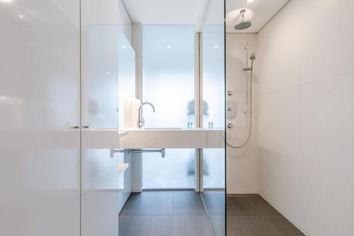 Modern Apartment In Centre Of Knokke Экстерьер фото
